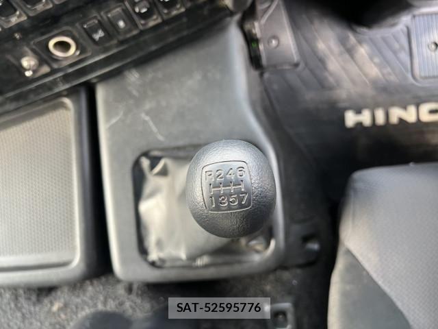 Hino PROFIA 2017-03 4111115-27