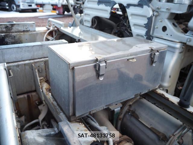 Hino PROFIA 2015-03 4111118-15