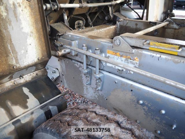 Hino PROFIA 2015-03 4111118-23