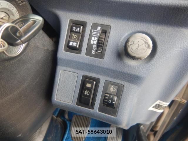 Hino PROFIA 2006-05 4600036-16