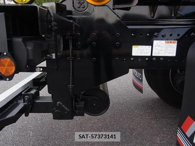 Hino PROFIA 2025-09 4978871-9