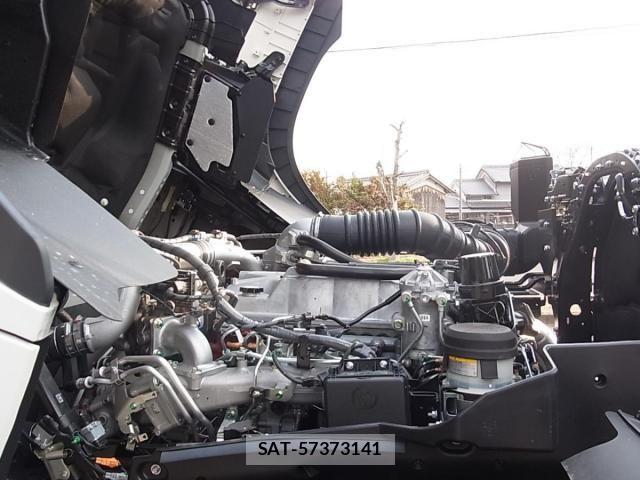 Hino PROFIA 2025-09 4978871-11
