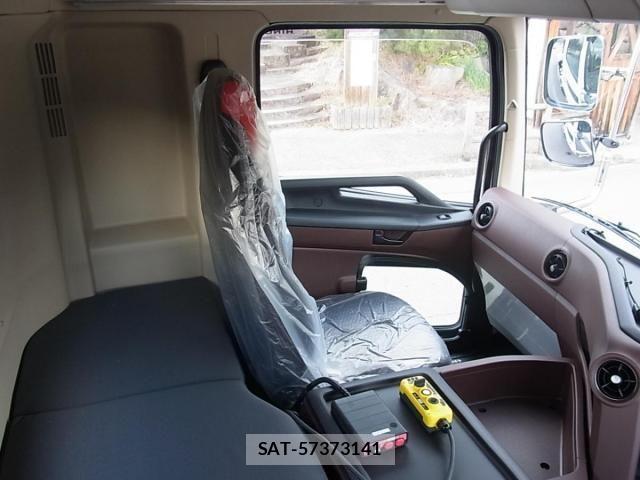 Hino PROFIA 2025-09 4978871-16