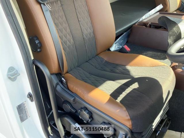 Hino PROFIA 2025-06 4978865-21