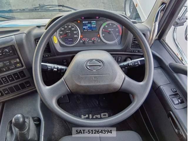 Hino PROFIA 2016-08 5876194-14