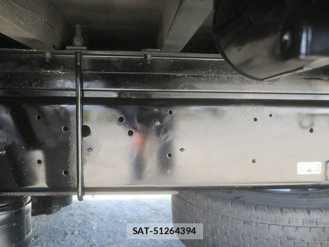 Hino PROFIA 2016-08 5876194-8