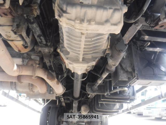 Hino PROFIA 2013-08 5876171-13