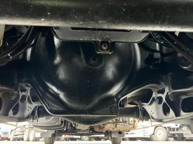 Hino PROFIA 2016-08 6050481-12