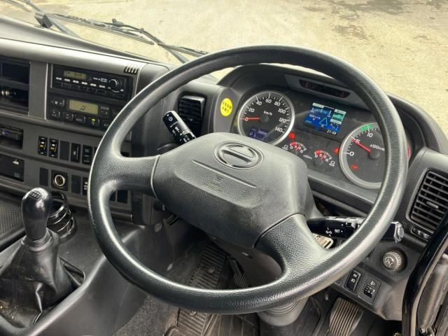 Hino PROFIA 2016-08 6050481-17