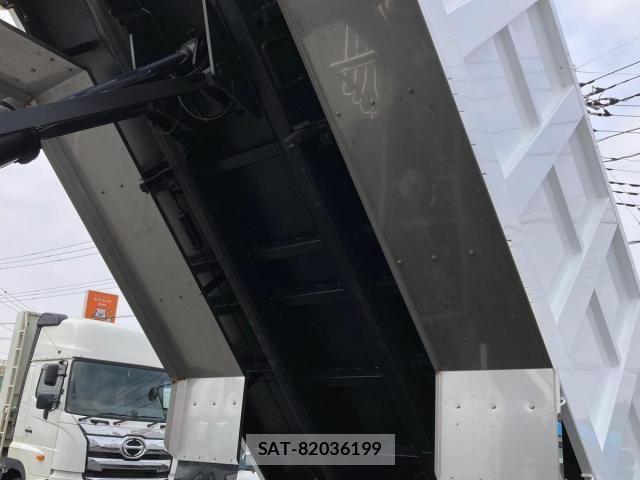 Hino PROFIA 2025-06 6016715-16