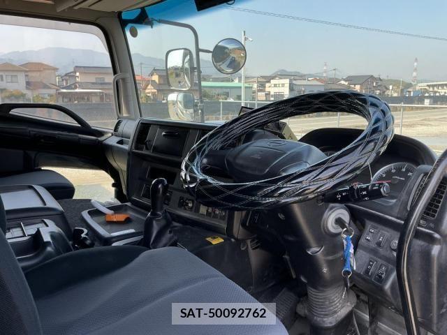 Hino PROFIA 2012-03 6016731-15