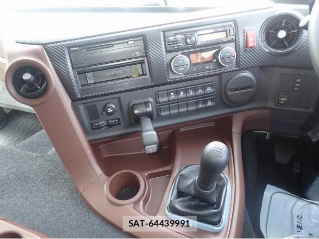 Hino PROFIA 2025-09 6016716-17