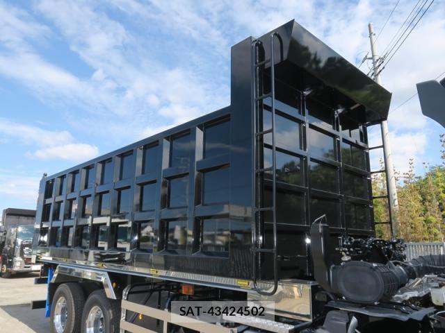 Hino PROFIA 2025-10 6016714-15