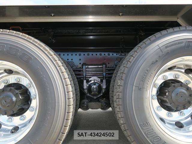 Hino PROFIA 2025-10 6016714-23