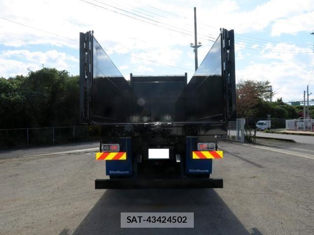Hino PROFIA 2025-10 6016714-7