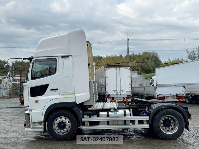 Hino PROFIA 2022-02 6246883-1