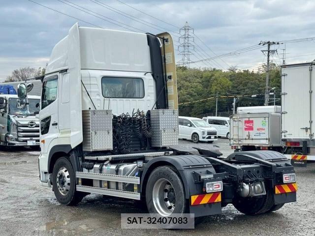 Hino PROFIA 2022-02 6246883-3