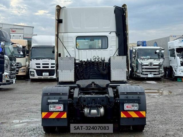 Hino PROFIA 2022-02 6246883-8