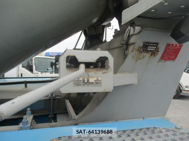 Hino PROFIA 2014-09 6246886-15