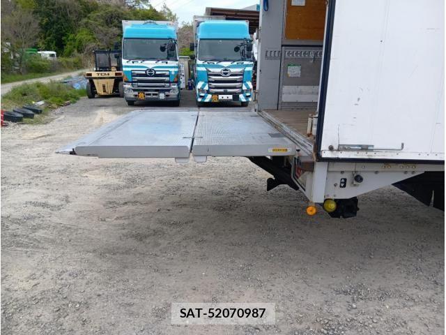 Hino PROFIA 2020-04 6265648-21