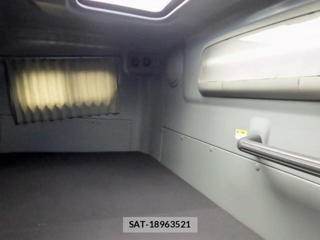 Hino PROFIA 2013-09 6265649-18