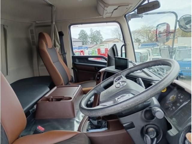 Hino PROFIA 2024-08 6274351-23