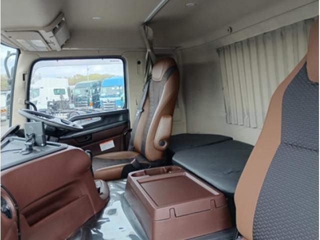 Hino PROFIA 2024-08 6274351-24