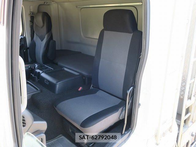 Hino PROFIA 2012-05 6502445-21