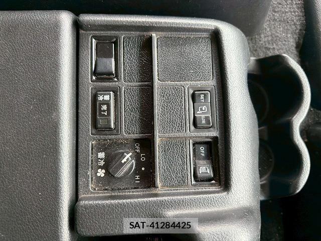 Hino PROFIA 2015-05 6527322-24