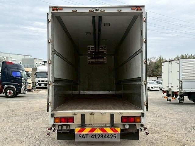Hino PROFIA 2015-05 6527322-2