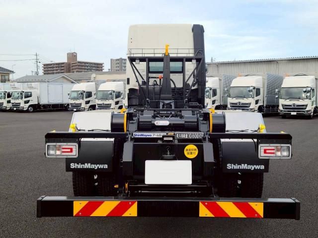Hino PROFIA 2025-08 6596778-4