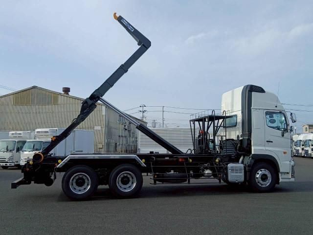 Hino PROFIA 2025-08 6596778-8
