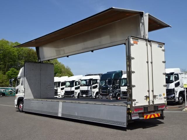 Hino PROFIA 2021-11 6596829-14