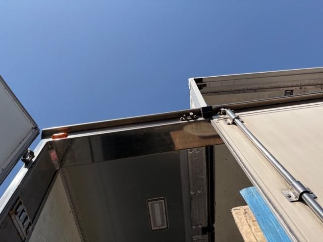 Hino PROFIA 2018-09 6596850-4