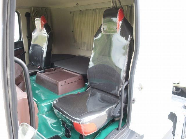 Hino PROFIA 2024-02 6596820-22