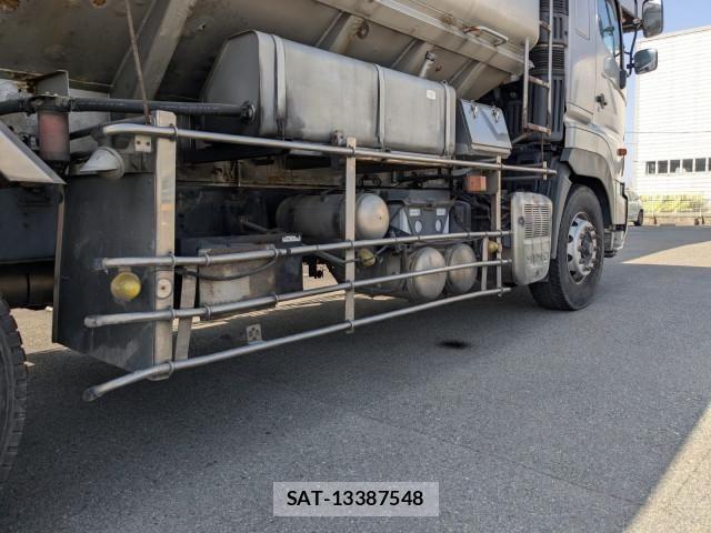 Hino PROFIA 2013-11 6677626-12