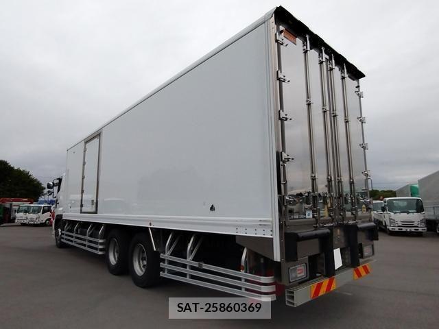 Hino PROFIA 2020-04 6717102-3
