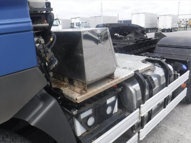 Hino PROFIA 2017-03 6734199-1