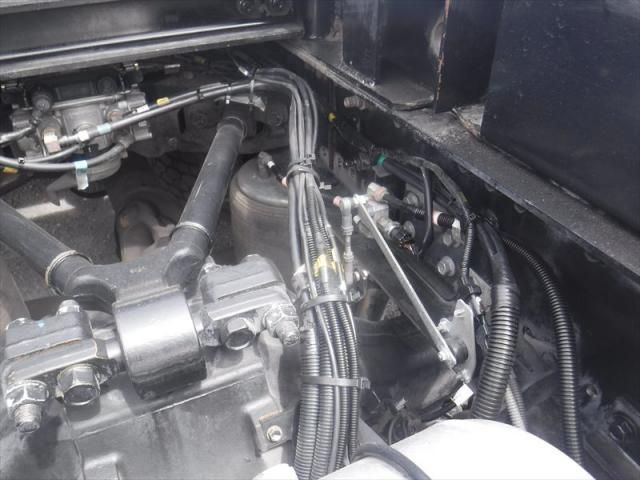 Hino PROFIA 2017-03 6734199-22