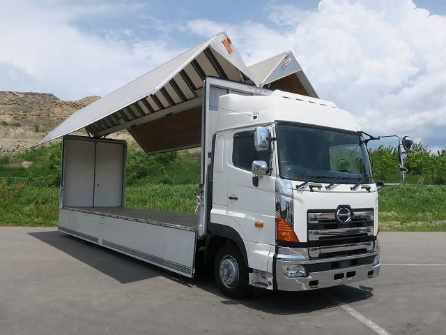 Hino PROFIA 2017-06 6805437-9