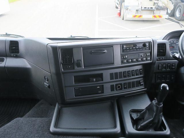 Hino PROFIA 2017-06 6805437-21
