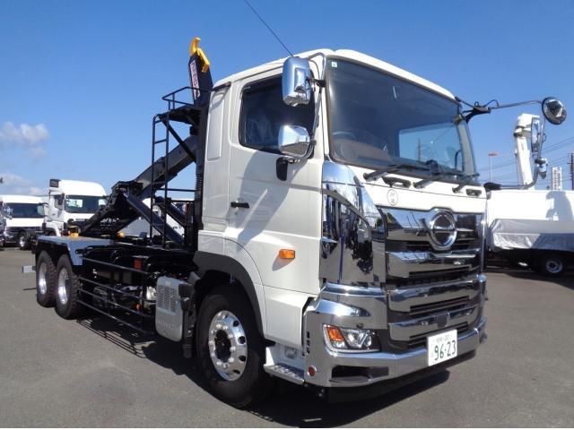 Hino PROFIA 2025-06 6805433-0