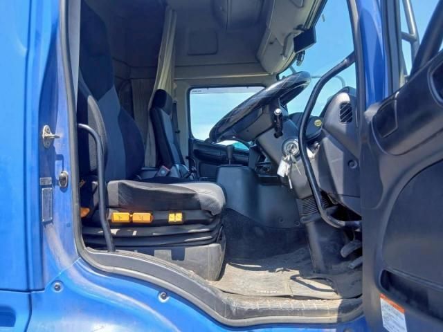 Hino PROFIA 2017-12 6805446-17