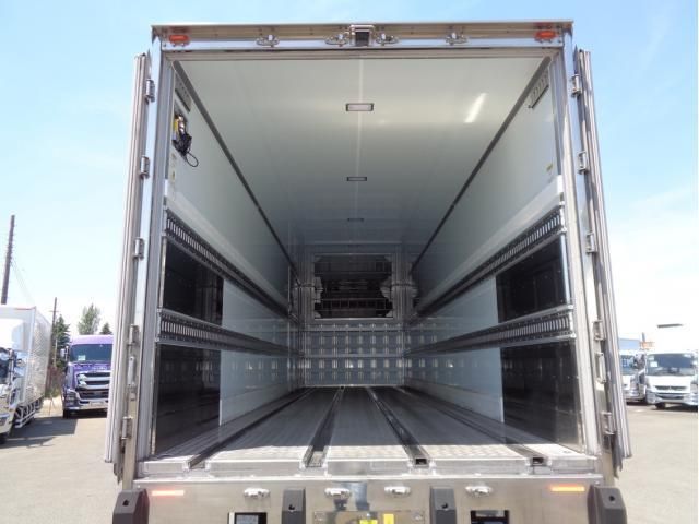 Hino PROFIA 2023-12 6805431-4