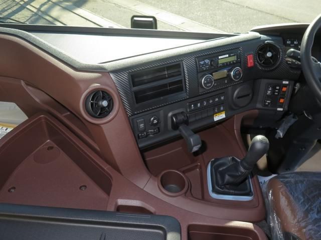 Hino PROFIA 2025-11 6805432-20