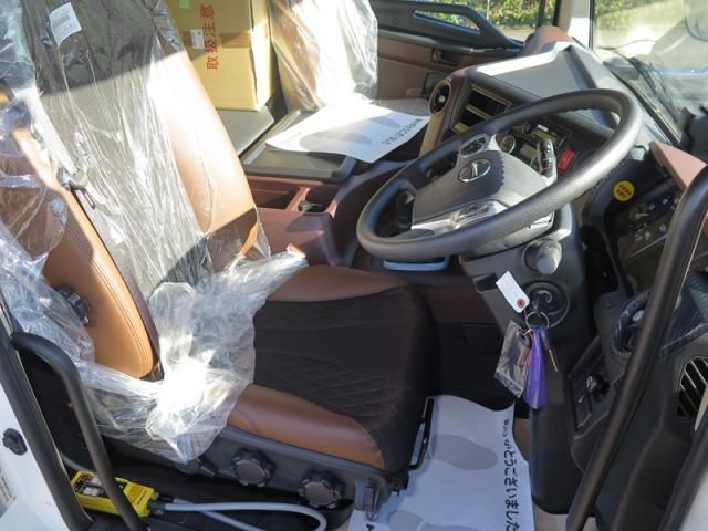 Hino PROFIA 2025-11 6805432-21