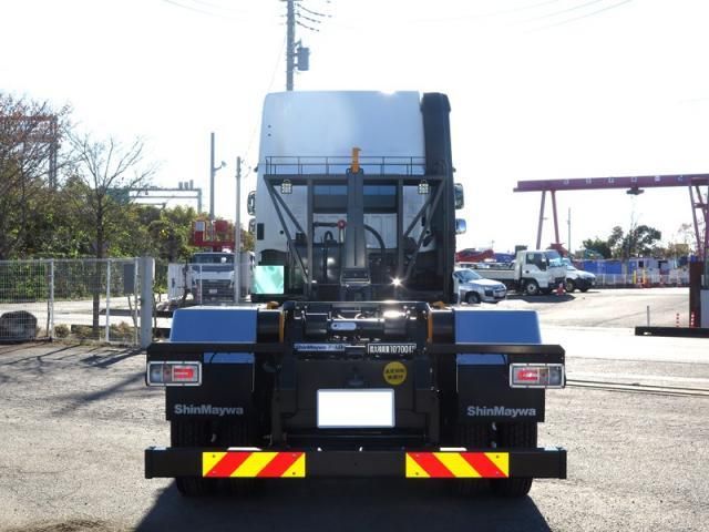 Hino PROFIA 2025-11 6805432-4