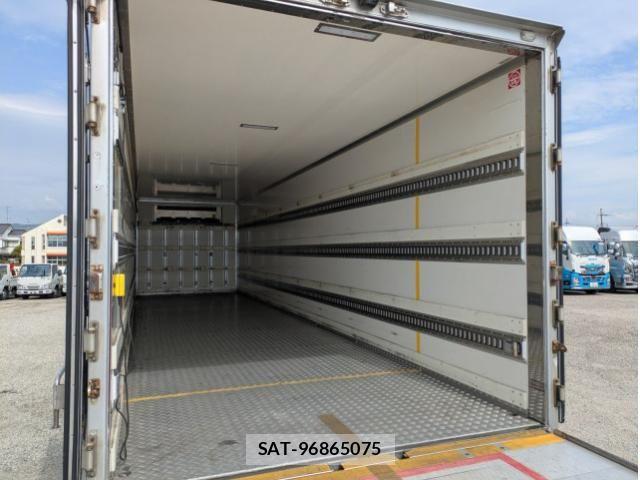 Hino PROFIA 2014-09 6911617-17