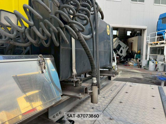 Hino PROFIA 2020-03 6911616-16