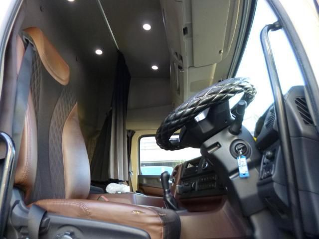 Hino PROFIA 2019-06 6964415-9